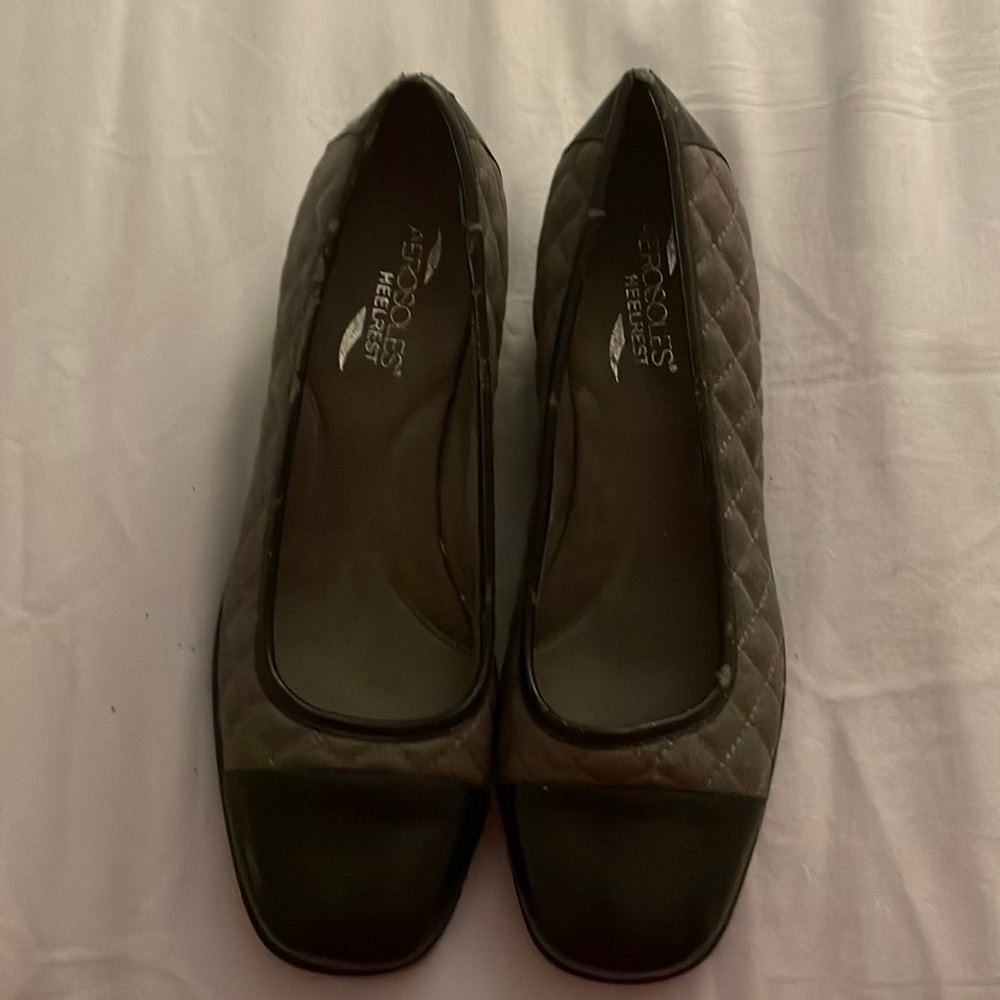 8.5 size Aerosoles small wedge shoe